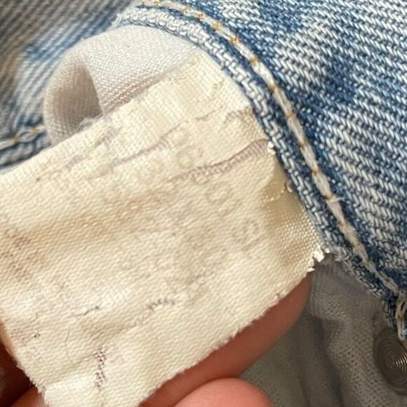 Wrangler Straight Leg Jeans Mens 32 X 30 Blue Denim Distressed Zip Casual FLAWED - Picture 11 of 11